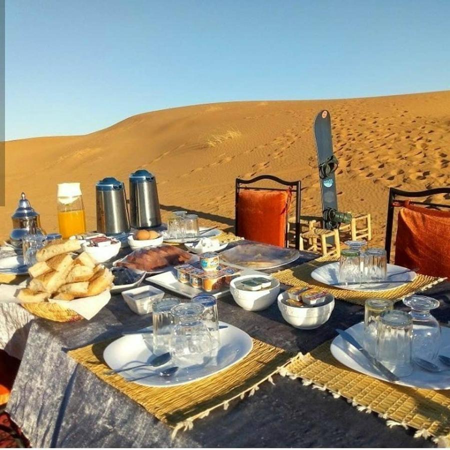 Hotel Camp Sahara Dunes M'Hamid Exteriér fotografie