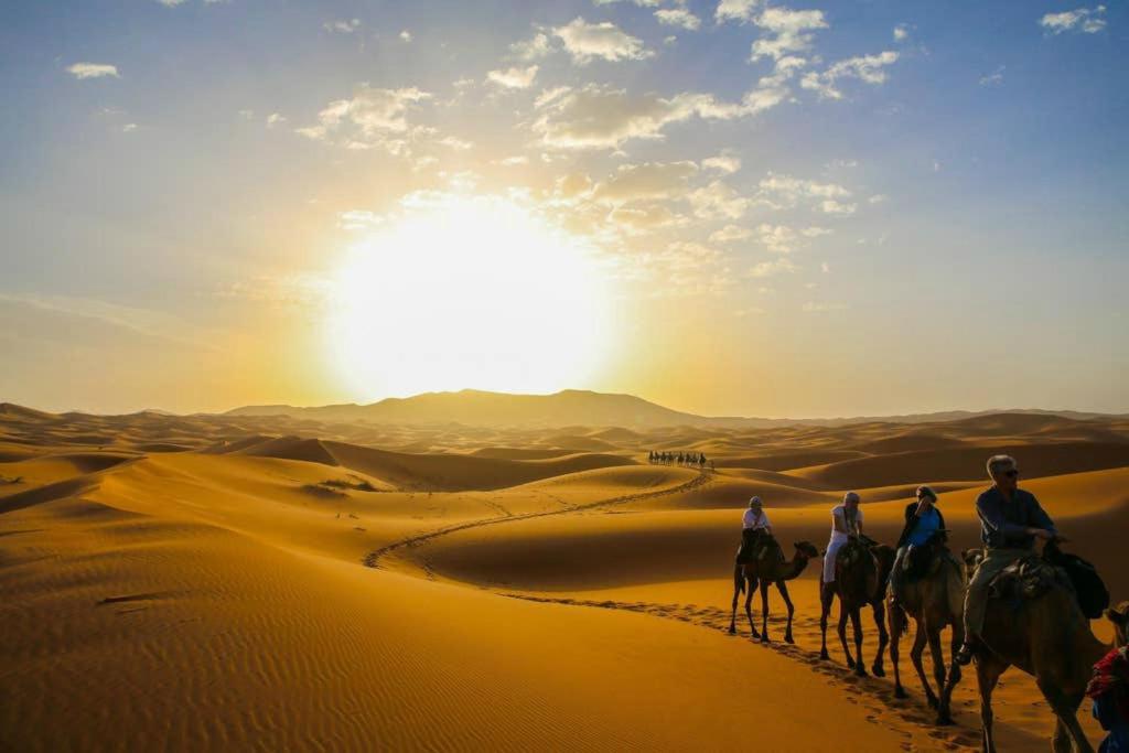 Hotel Camp Sahara Dunes M'Hamid Exteriér fotografie